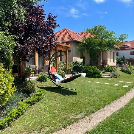 Szilvia * Balatonakali